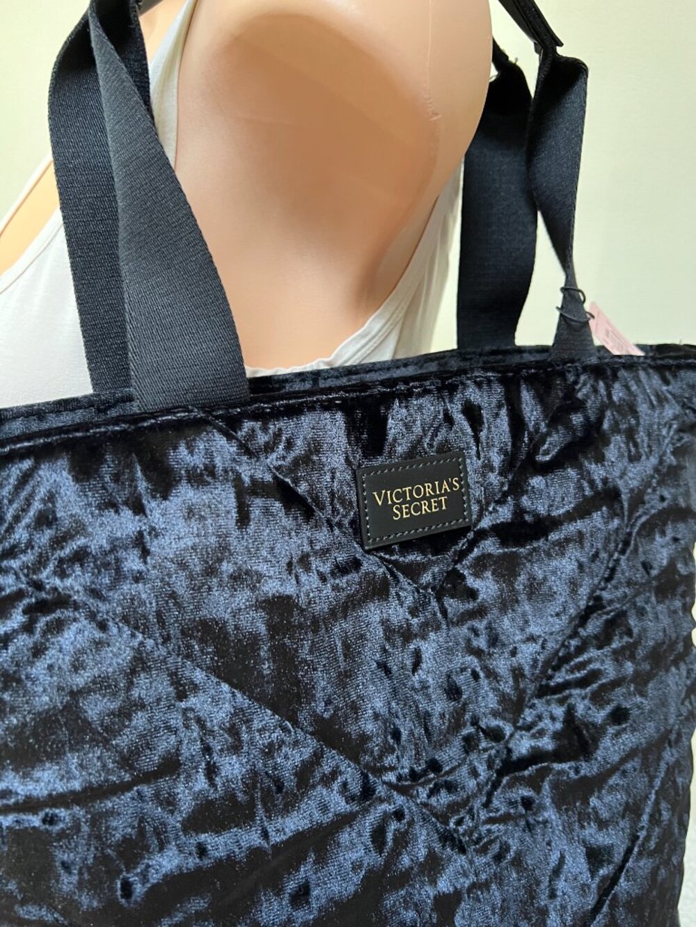 Victoria’s Secret Large Velvet Tote Bag, Black New NWT - Picture 3 of 10